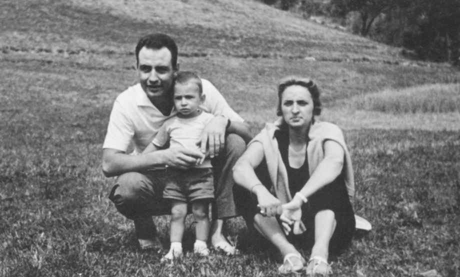 Silent Generation family black white photo